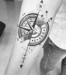 Tatuaz kompas