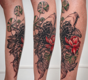 Tatuaż kwiat lotosu na ręce