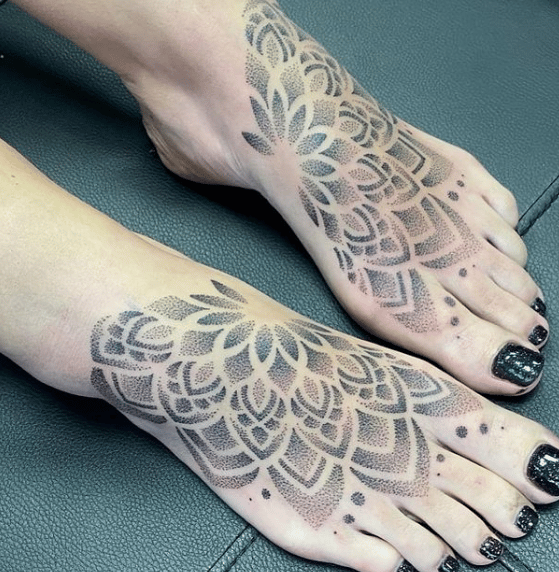 Stopy w tatuażach