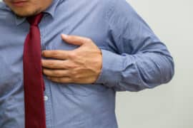 Dusznica bolesna, zwana dławica piersiową – przyczyny, objawy, leczenie