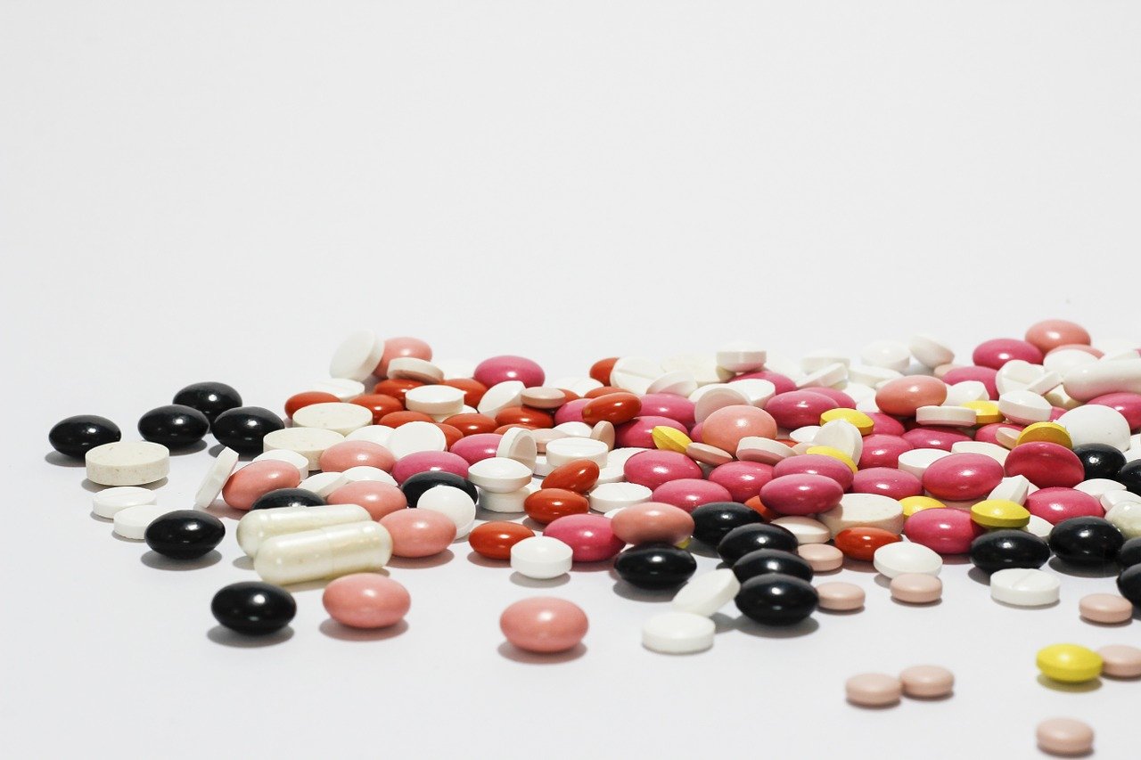 Kolorowe tabletki placebo