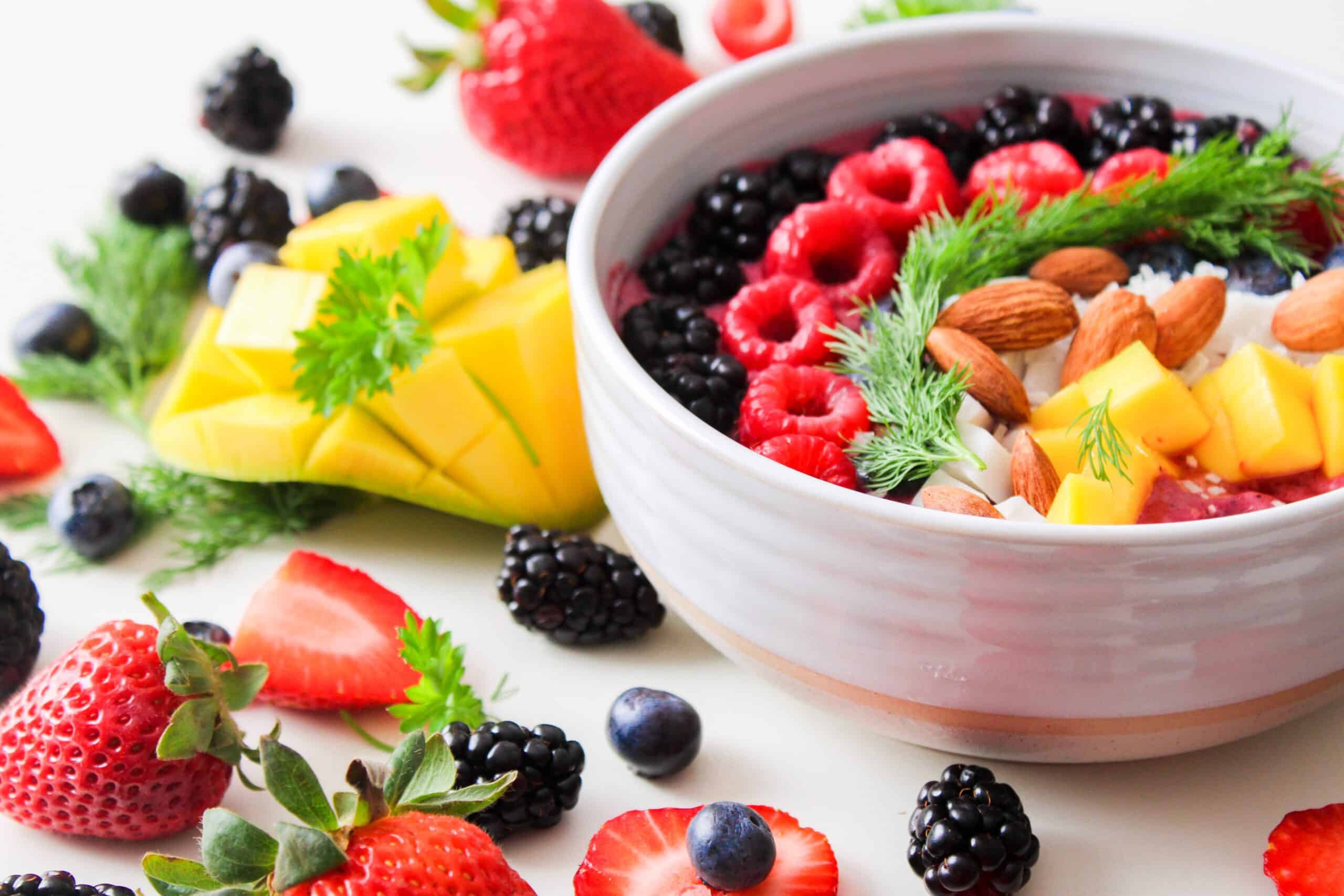 Spożywanie warzyw i owoców to jeden ze zdrowych nawyków żywieniowych