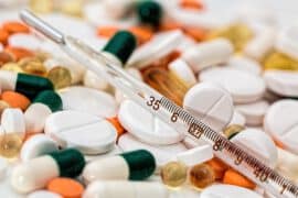 Leki na stole wykupione przez recepte online