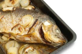 Ryby na wigilie – jakie rodzaje ryb wybrać i jak je zdrowo przyrządzić?