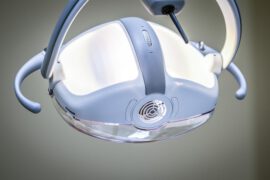 Implanty zębowe w stomatologii